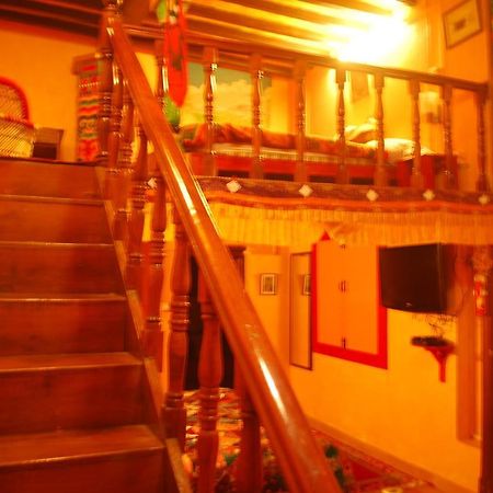 Domas Inn Mussoorie Buitenkant foto