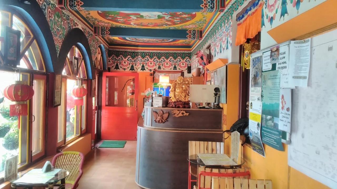 Domas Inn Mussoorie Buitenkant foto
