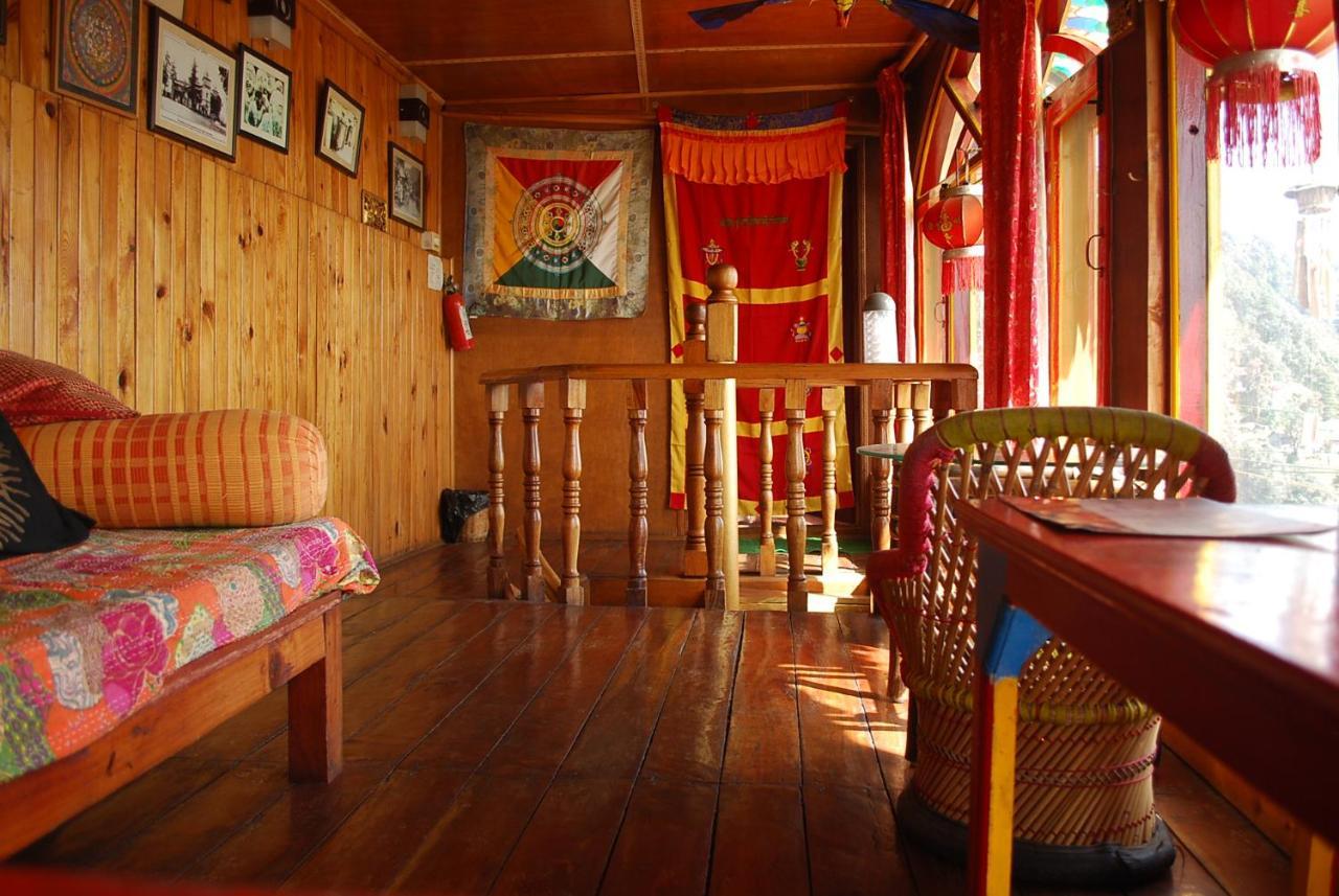 Domas Inn Mussoorie Buitenkant foto