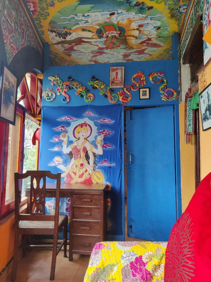 Domas Inn Mussoorie Buitenkant foto
