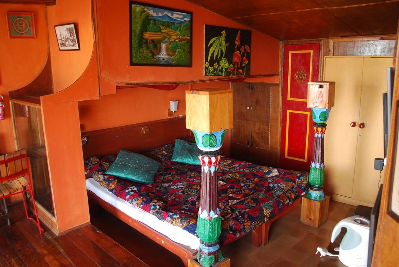 Domas Inn Mussoorie Buitenkant foto