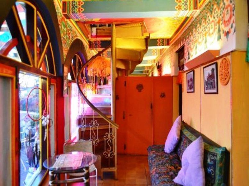 Domas Inn Mussoorie Buitenkant foto